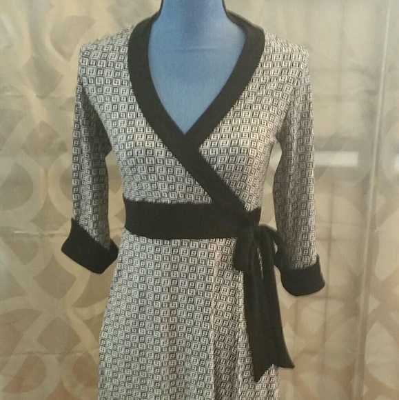 Maurices Dresses & Skirts - SOLD Small Maurices women's midi dress, faux-wrap